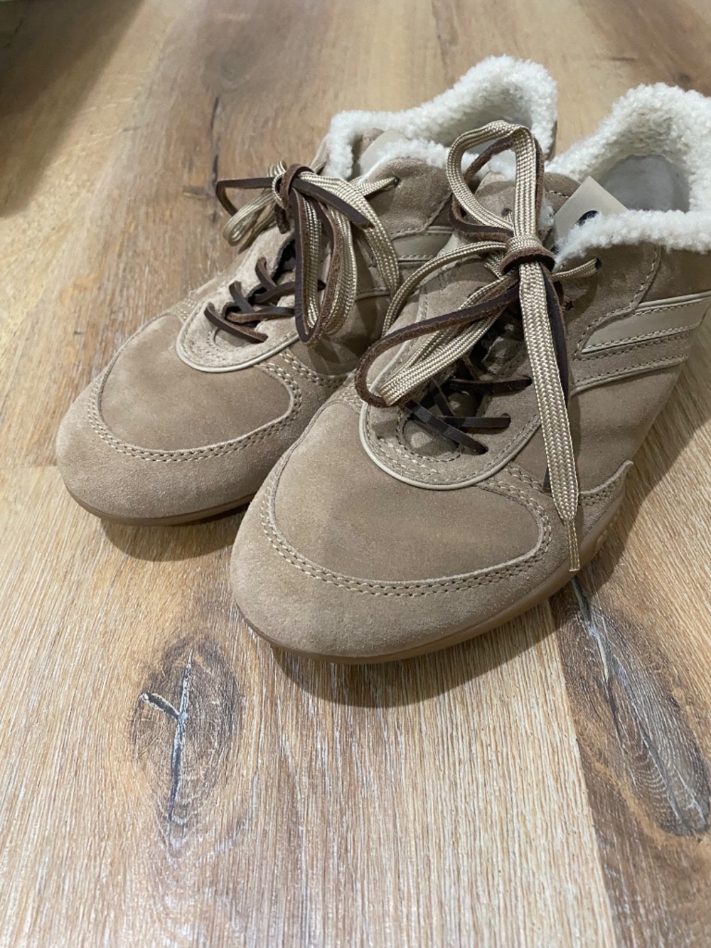 Mui Mui Desert Winter Gymnasium Shearling-Trimmed Suede Sneakers EU 38.5/US 8.5 - Picture 5 of 7